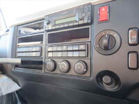 三菱ふそうファイターバキュームカー中型（4t）[写真28]