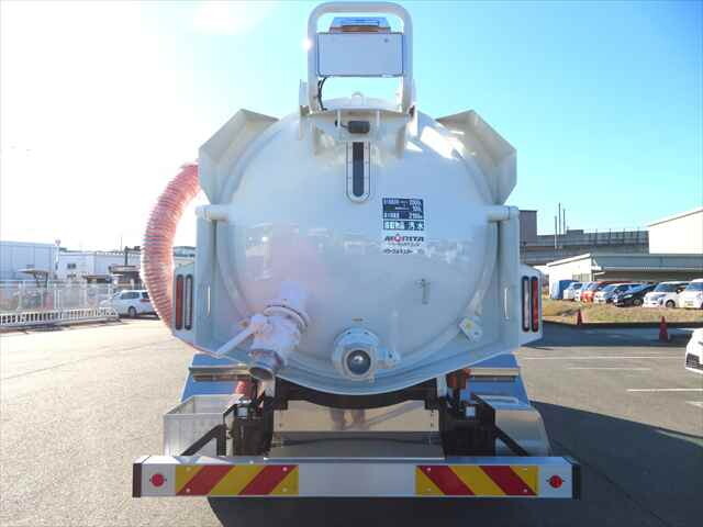 三菱ふそうファイターバキュームカー中型（4t）[写真08]