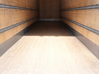 いすゞフォワードアルミバン中型（4t）[写真13]