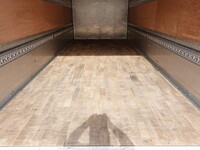 三菱ふそうファイターアルミウイング中型（4t）[写真18]