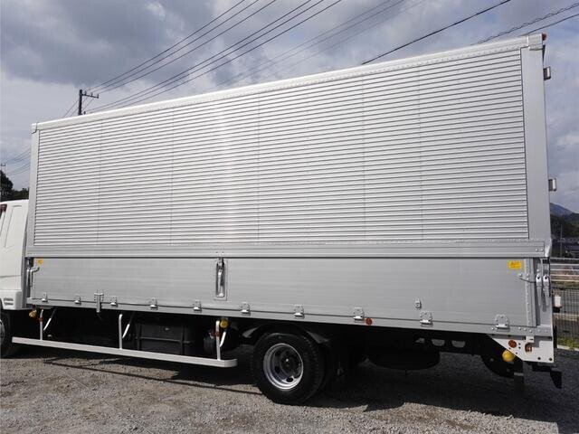 三菱ふそうファイターアルミウイング中型（4t）[写真02]