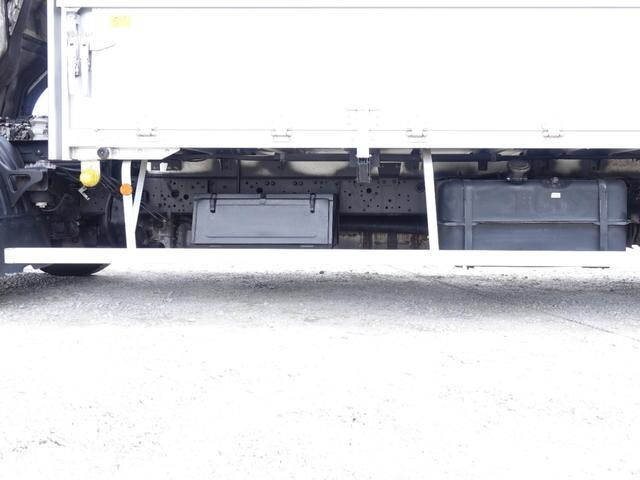 三菱ふそうファイターアルミウイング中型（4t）[写真23]