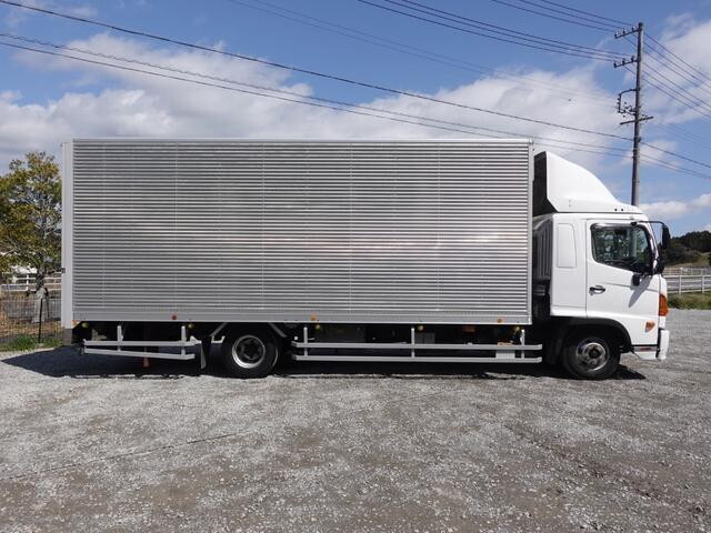 日野レンジャーアルミバン中型（4t）[写真06]