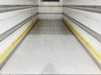 いすゞフォワード冷凍車（冷蔵車）増トン（6t・8t）[写真16]