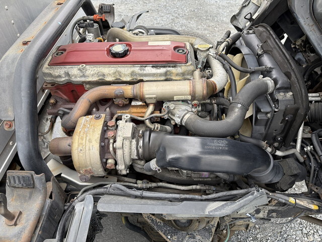 トヨタトヨエースアルミバン中型（4t）[写真18]