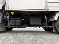 トヨタトヨエースアルミバン中型（4t）[写真23]