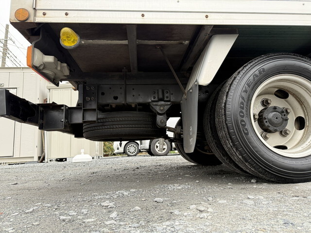 トヨタトヨエースアルミバン中型（4t）[写真26]