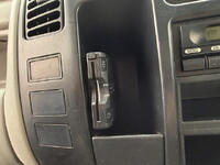 トヨタトヨエースアルミバン中型（4t）[写真41]