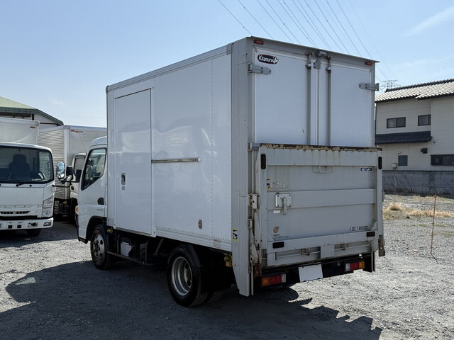 日産アトラスパネルバン中型（4t）[写真02]