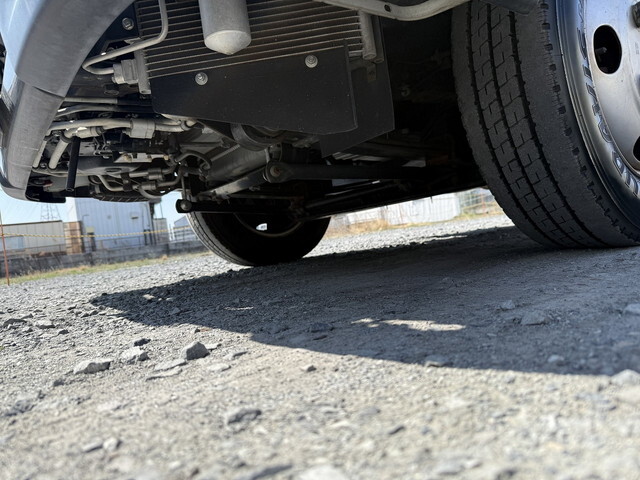 日産アトラスパネルバン中型（4t）[写真20]