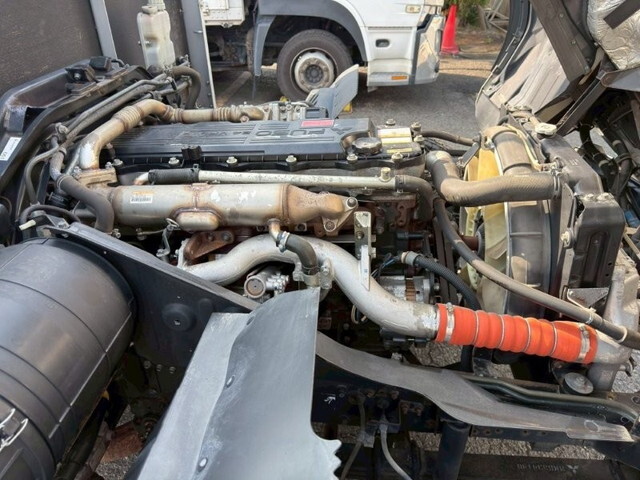 三菱ふそうファイターアルミブロック中型（4t）[写真14]