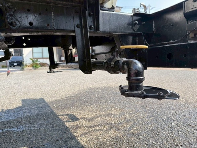 日野デュトロ散水車小型（2t・3t）[写真08]