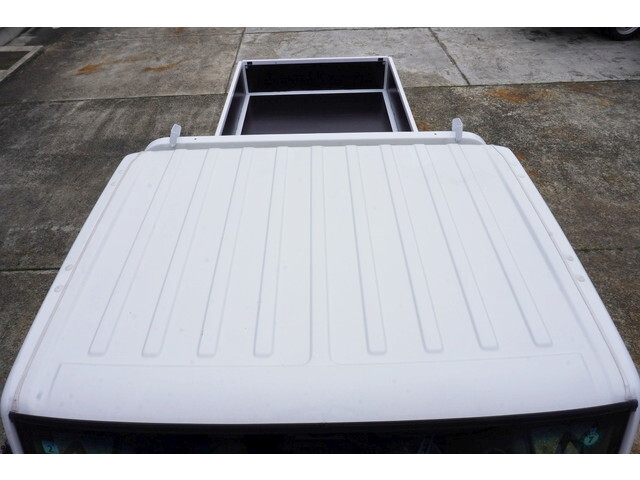 日産アトラス平ボディ小型（2t・3t）[写真16]