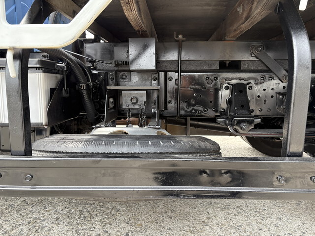 日産アトラスクレーン4段小型（2t・3t）[写真10]