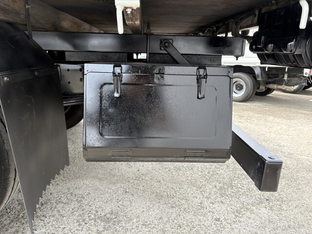 日産アトラスクレーン4段小型（2t・3t）[写真11]