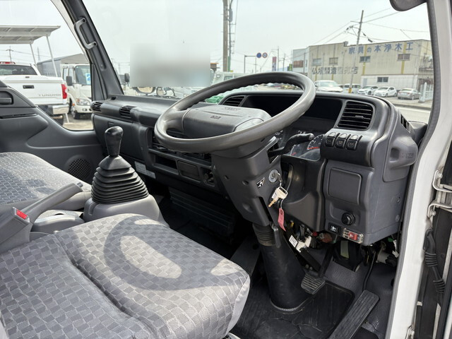 日産アトラスクレーン4段小型（2t・3t）[写真08]