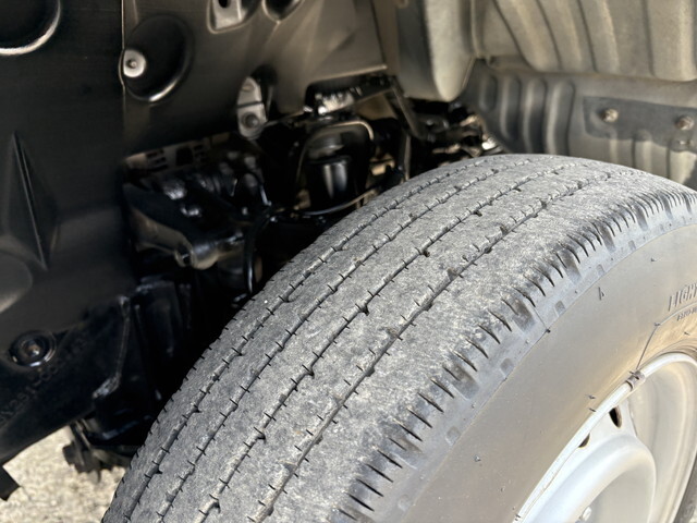 トヨタトヨエース平ボディ小型（2t・3t）[写真16]