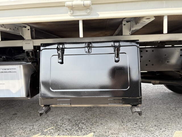 トヨタトヨエース平ボディ小型（2t・3t）[写真22]