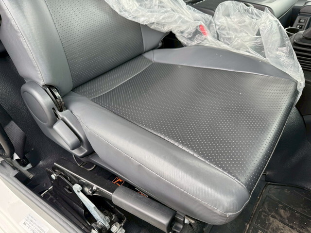 いすゞギガミキサー車（コンクリートミキサー）大型（10t）[写真26]