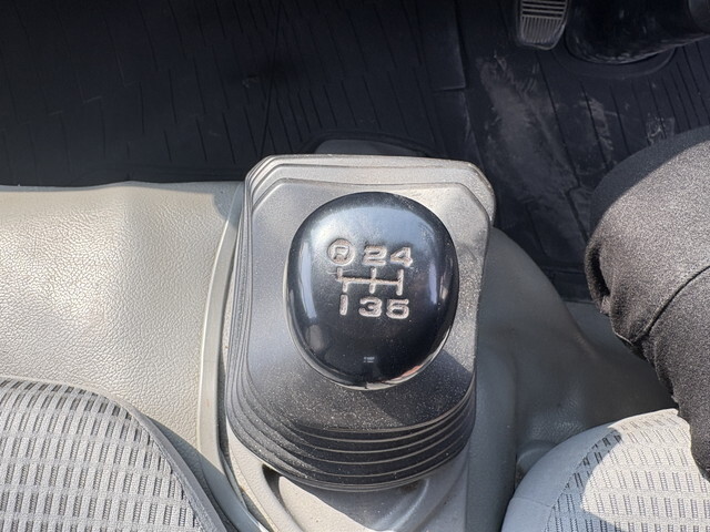 日野デュトロダブルキャブ（Wキャブ）小型（2t・3t）[写真33]