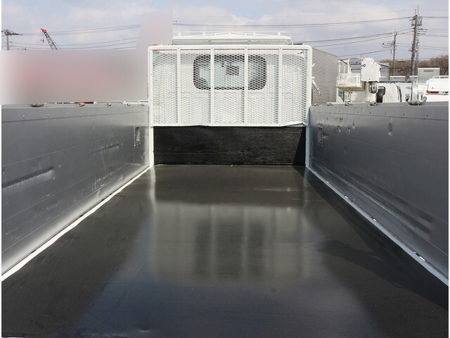 いすゞエルフアルミブロック小型（2t・3t）[写真14]