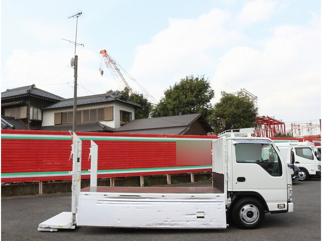 いすゞエルフアルミブロック小型（2t・3t）[写真15]