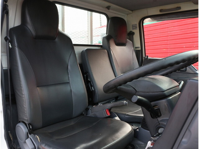 いすゞエルフアルミブロック小型（2t・3t）[写真22]