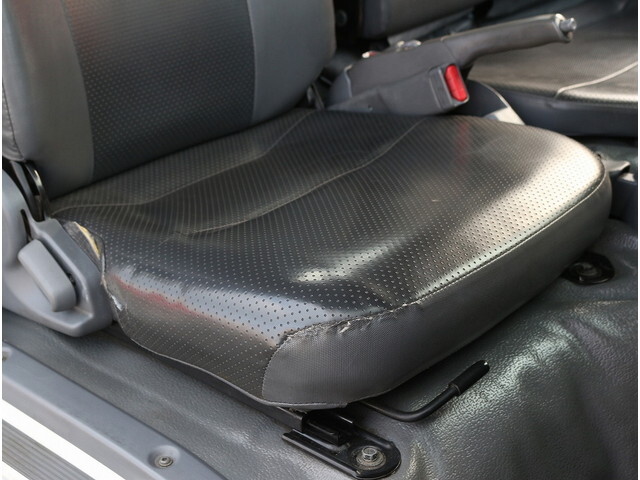 いすゞエルフアルミブロック小型（2t・3t）[写真23]