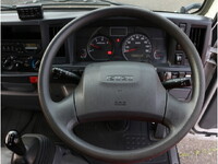 いすゞエルフアルミブロック小型（2t・3t）[写真25]