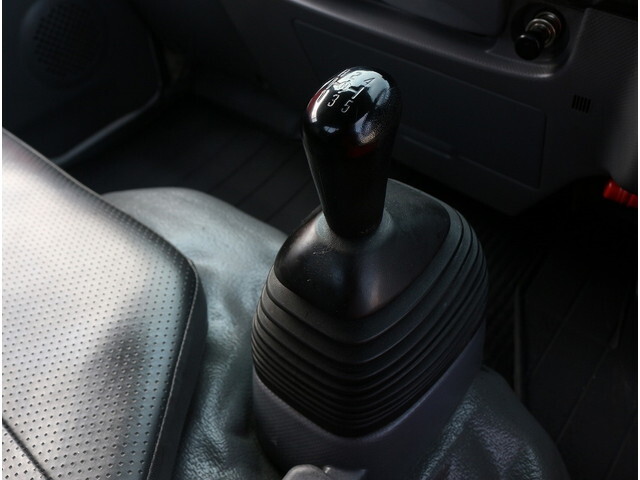 いすゞエルフアルミブロック小型（2t・3t）[写真26]