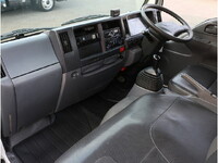 いすゞエルフアルミブロック小型（2t・3t）[写真31]