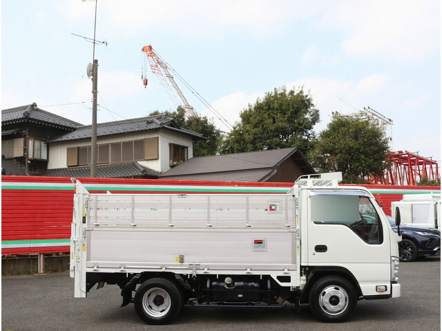 いすゞエルフアルミブロック小型（2t・3t）[写真06]