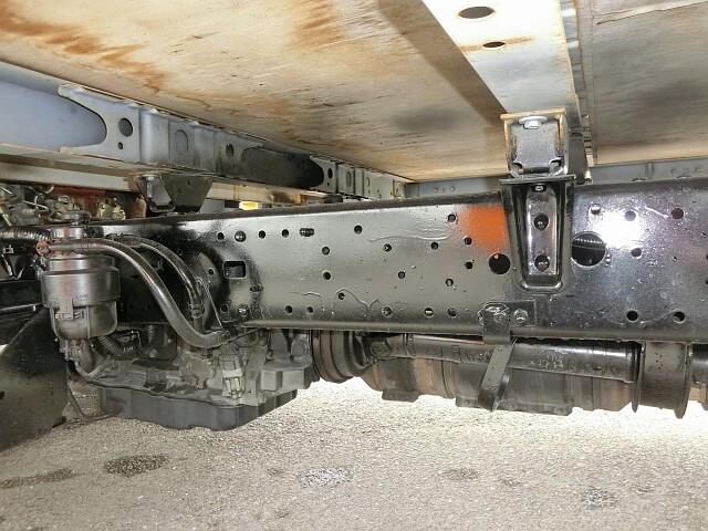 日野デュトロ平ボディ小型（2t・3t）[写真20]