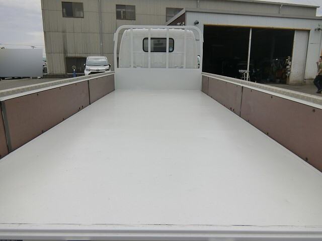 日野デュトロ平ボディ小型（2t・3t）[写真08]