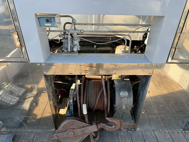 日野プロフィアセーフティローダー大型（10t）[写真29]