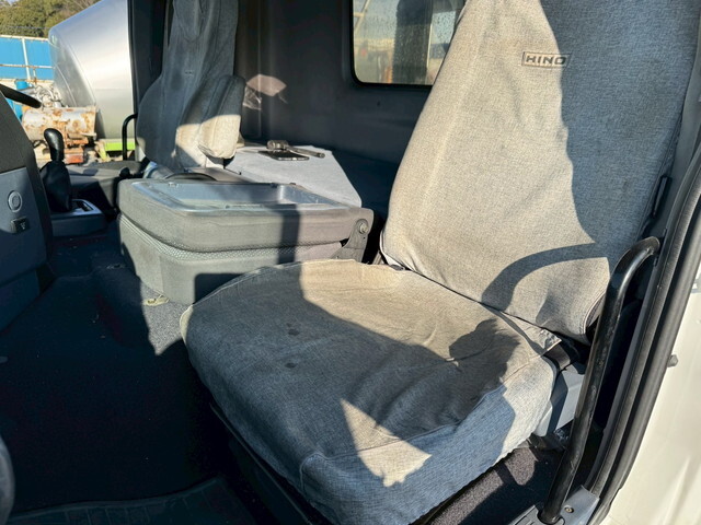 日野プロフィアセーフティローダー大型（10t）[写真32]