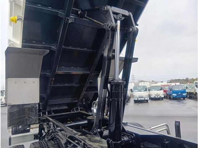 日野レンジャー深ダンプ（土砂禁ダンプ）中型（4t）[写真10]