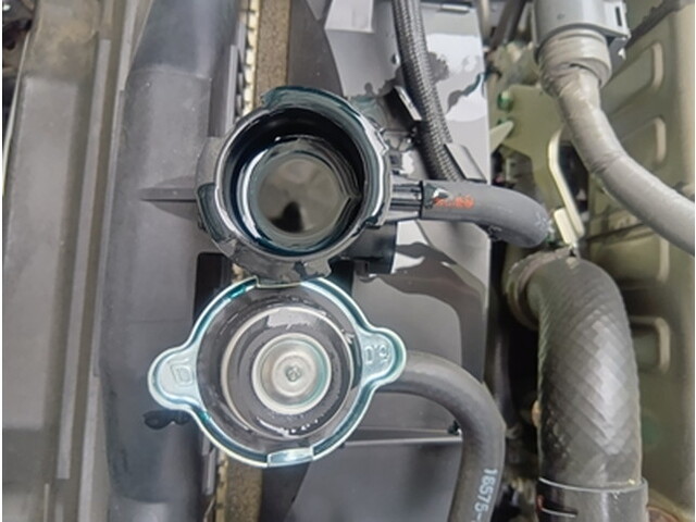 日野レンジャー深ダンプ（土砂禁ダンプ）中型（4t）[写真21]