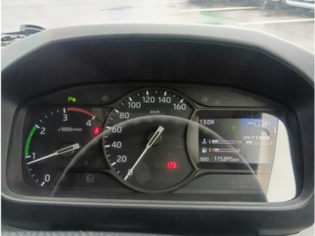 日野デュトロ冷凍車（冷蔵車）小型（2t・3t）[写真27]