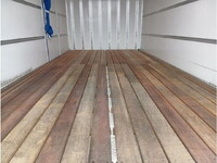 日野デュトロ冷凍車（冷蔵車）小型（2t・3t）[写真07]