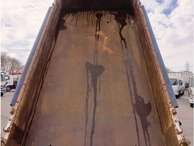 三菱ふそうキャンターダンプ小型（2t・3t）[写真09]