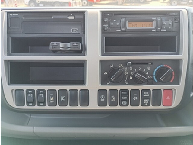 日野デュトロセーフティローダー小型（2t・3t）[写真26]