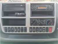 日野デュトロセーフティローダー小型（2t・3t）[写真27]