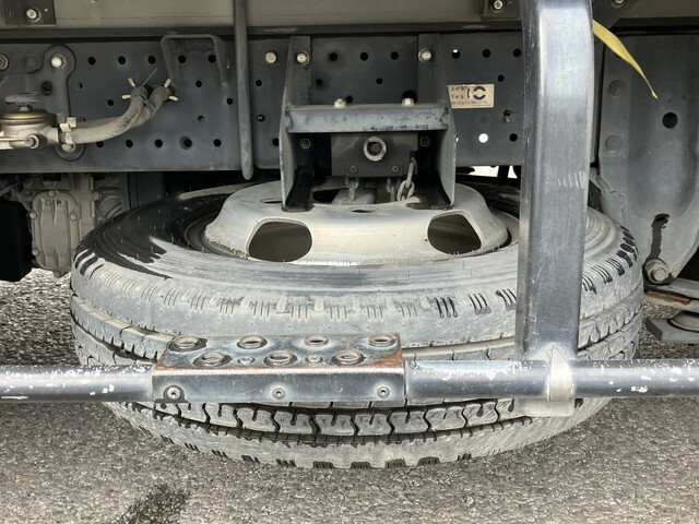 いすゞエルフ冷凍車（冷蔵車）小型（2t・3t）[写真19]