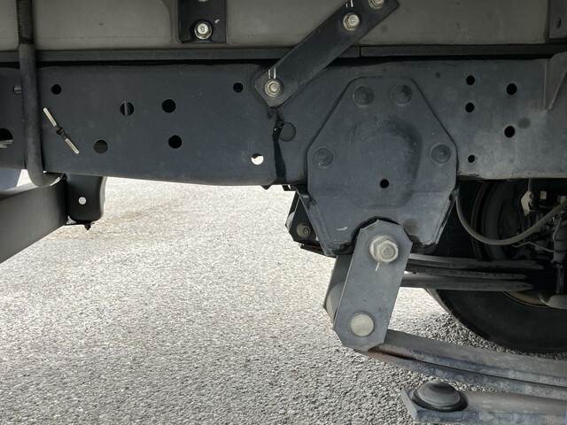 いすゞエルフ冷凍車（冷蔵車）小型（2t・3t）[写真21]