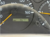 トヨタトヨエースアルミブロック小型（2t・3t）[写真26]