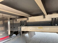 いすゞフォワード冷凍車（冷蔵車）中型（4t）[写真16]