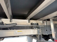 いすゞフォワード冷凍車（冷蔵車）中型（4t）[写真17]