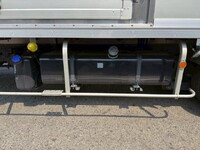 いすゞフォワード冷凍車（冷蔵車）中型（4t）[写真20]