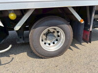 いすゞフォワード冷凍車（冷蔵車）中型（4t）[写真24]